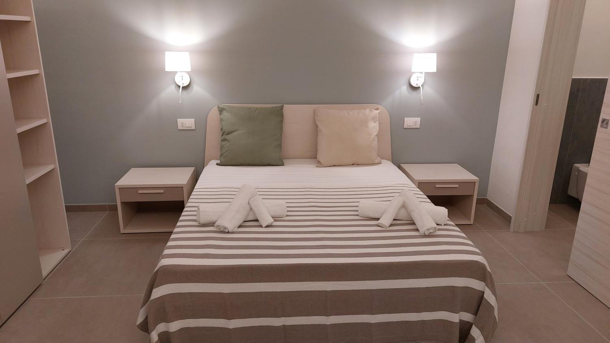 Victoria Royal Apartments & Rooms Termoli Exteriör bild