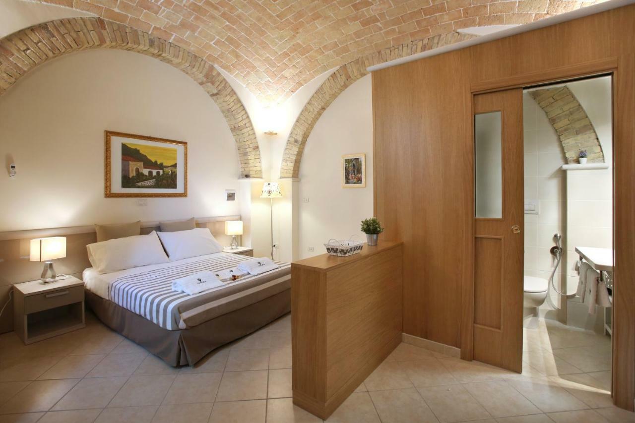Victoria Royal Apartments & Rooms Termoli Exteriör bild