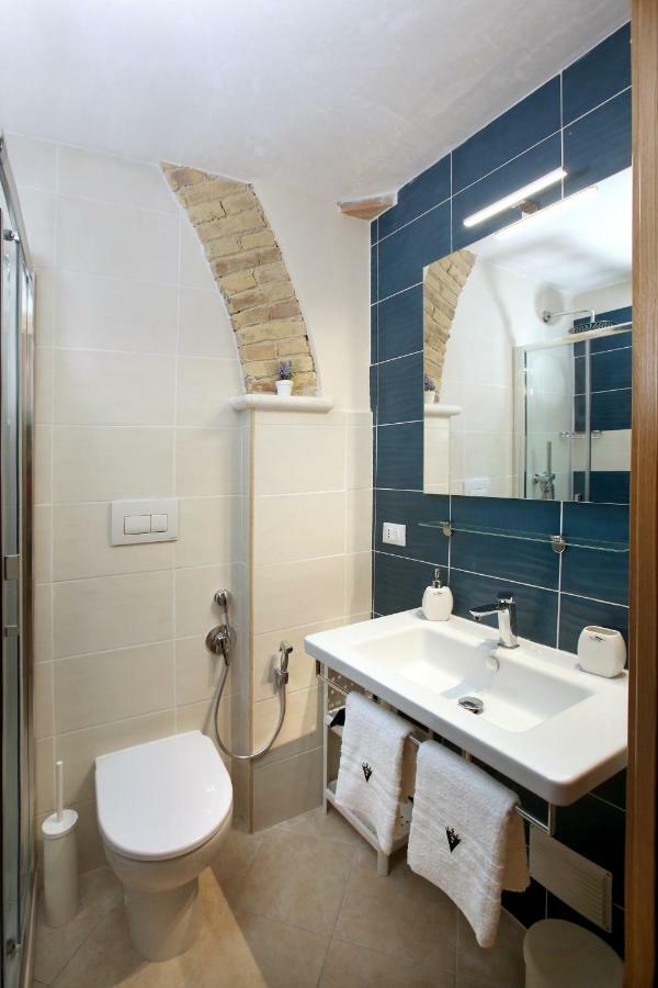 Victoria Royal Apartments & Rooms Termoli Exteriör bild