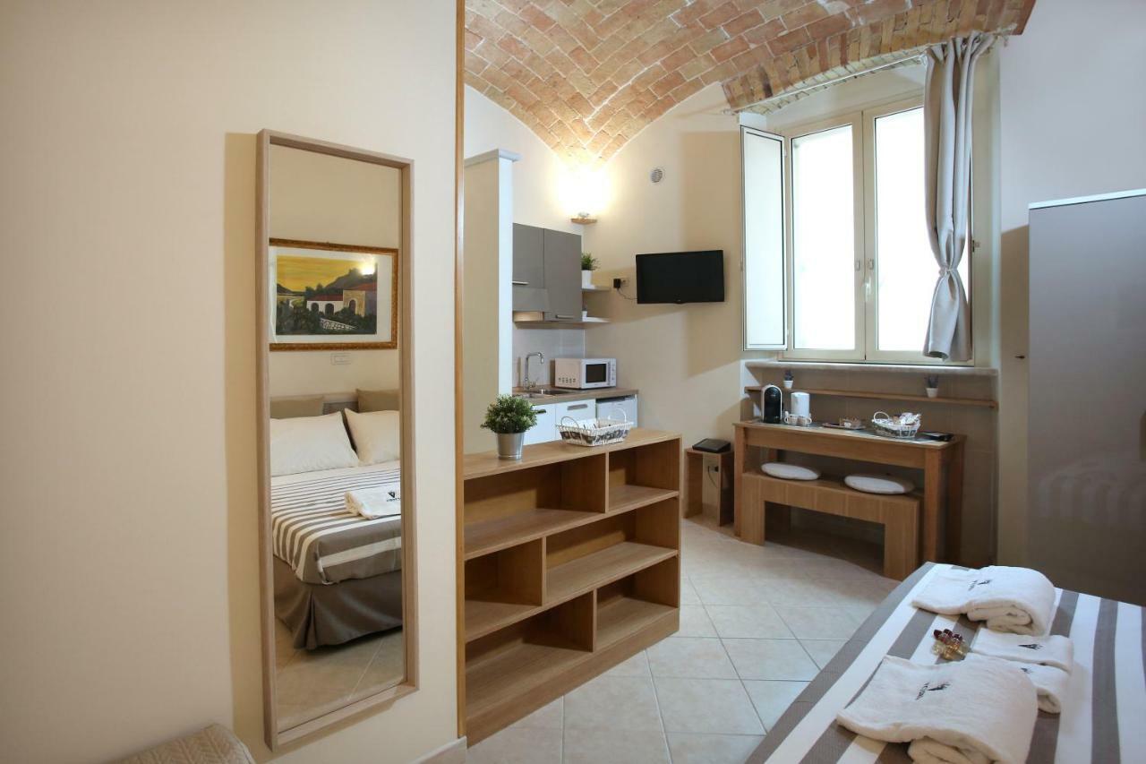 Victoria Royal Apartments & Rooms Termoli Exteriör bild