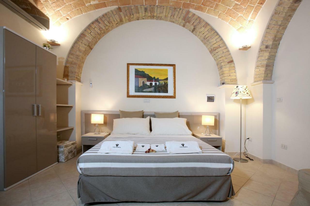 Victoria Royal Apartments & Rooms Termoli Exteriör bild