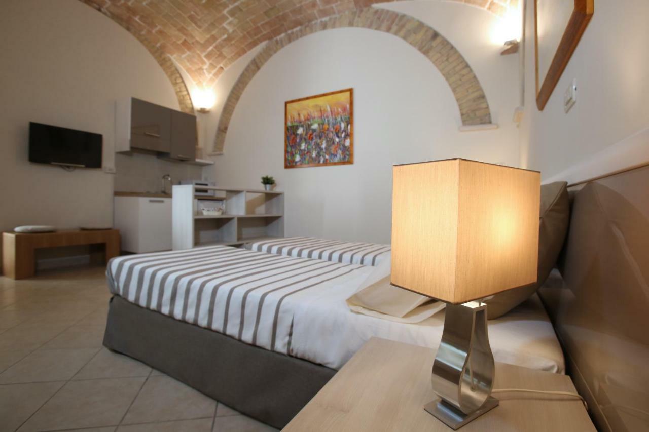 Victoria Royal Apartments & Rooms Termoli Exteriör bild